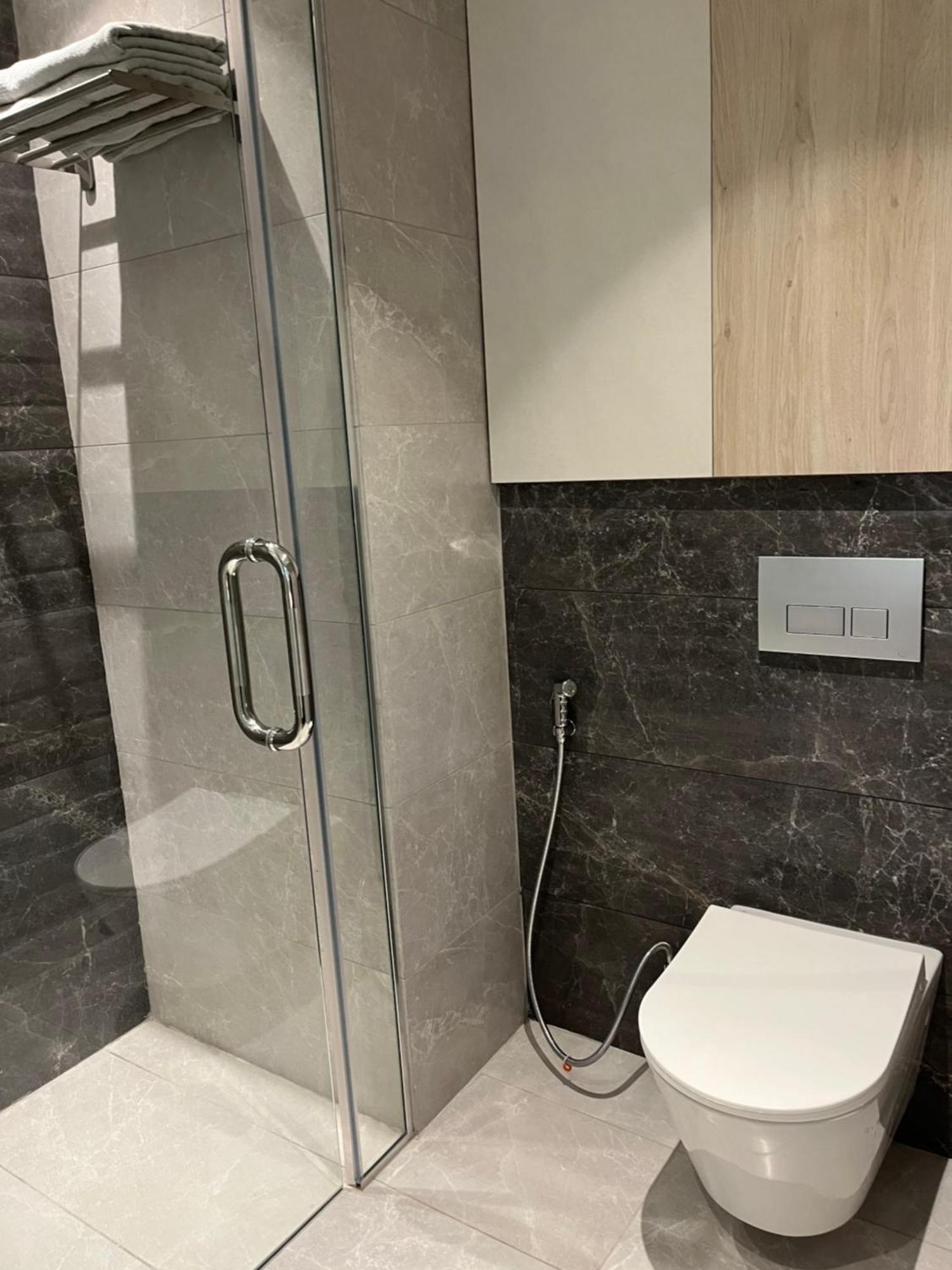 Damac Luxury New 1 Bedroom