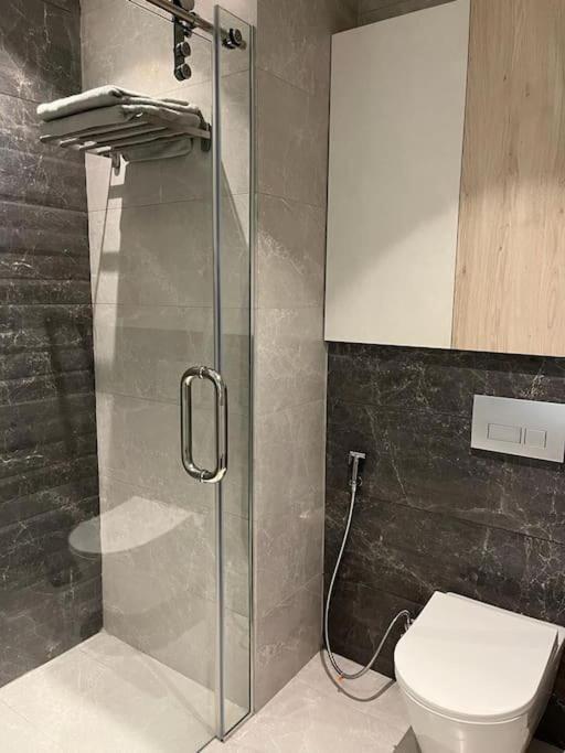 Апартаменты Damac Luxury New 1 Bedroom Амман