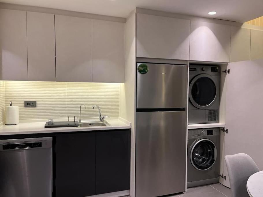 Damac Luxury New 1 Bedroom * Амман