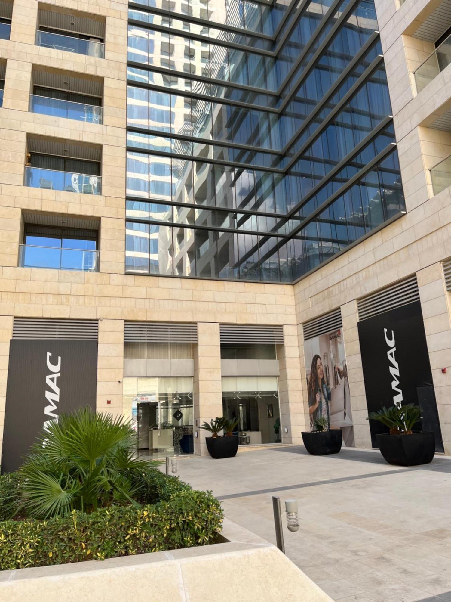 Damac Luxury New 1 Bedroom * Amán