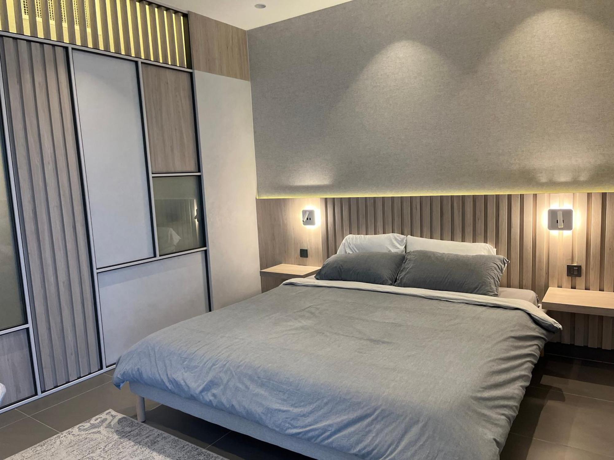 Damac Luxury New 1 Bedroom * Amán