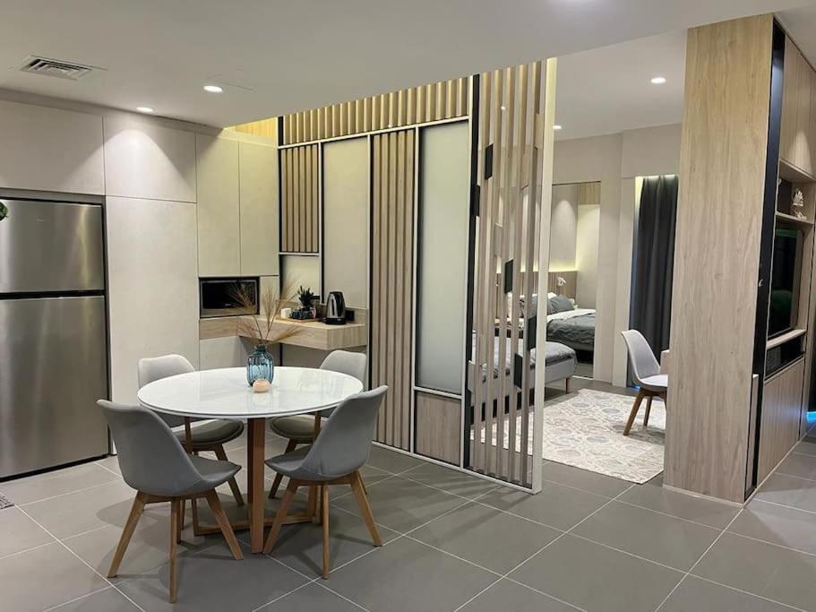 Apartamento Damac Luxury New 1 Bedroom *